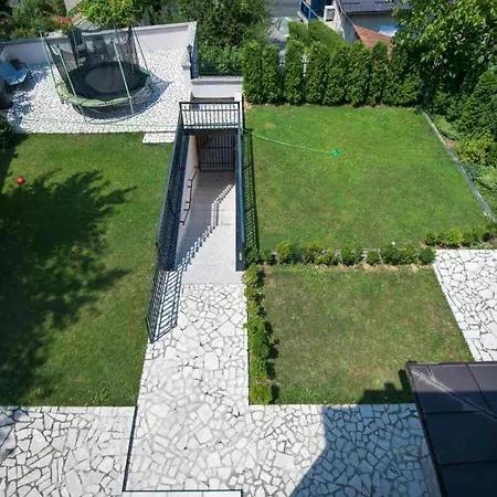 Holiday Vip Duplex Сasa de vacaciones Sarajevo